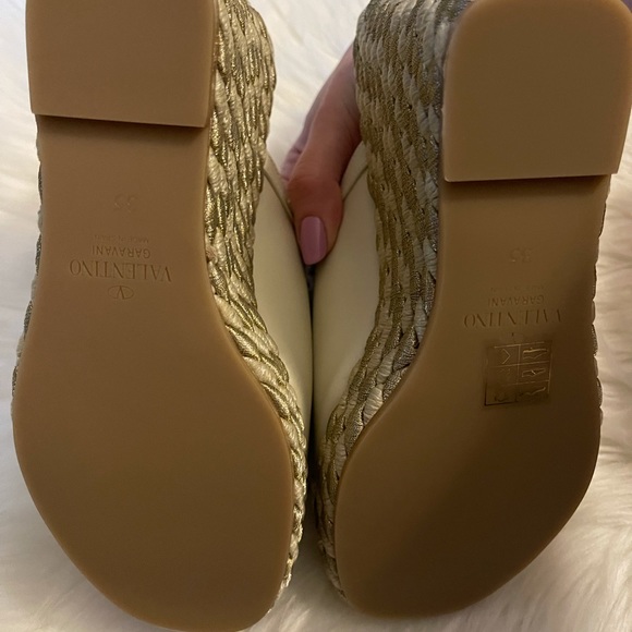 Valentino Rockstud Torchon Leather Wedge Mules - Picture 7 of 8